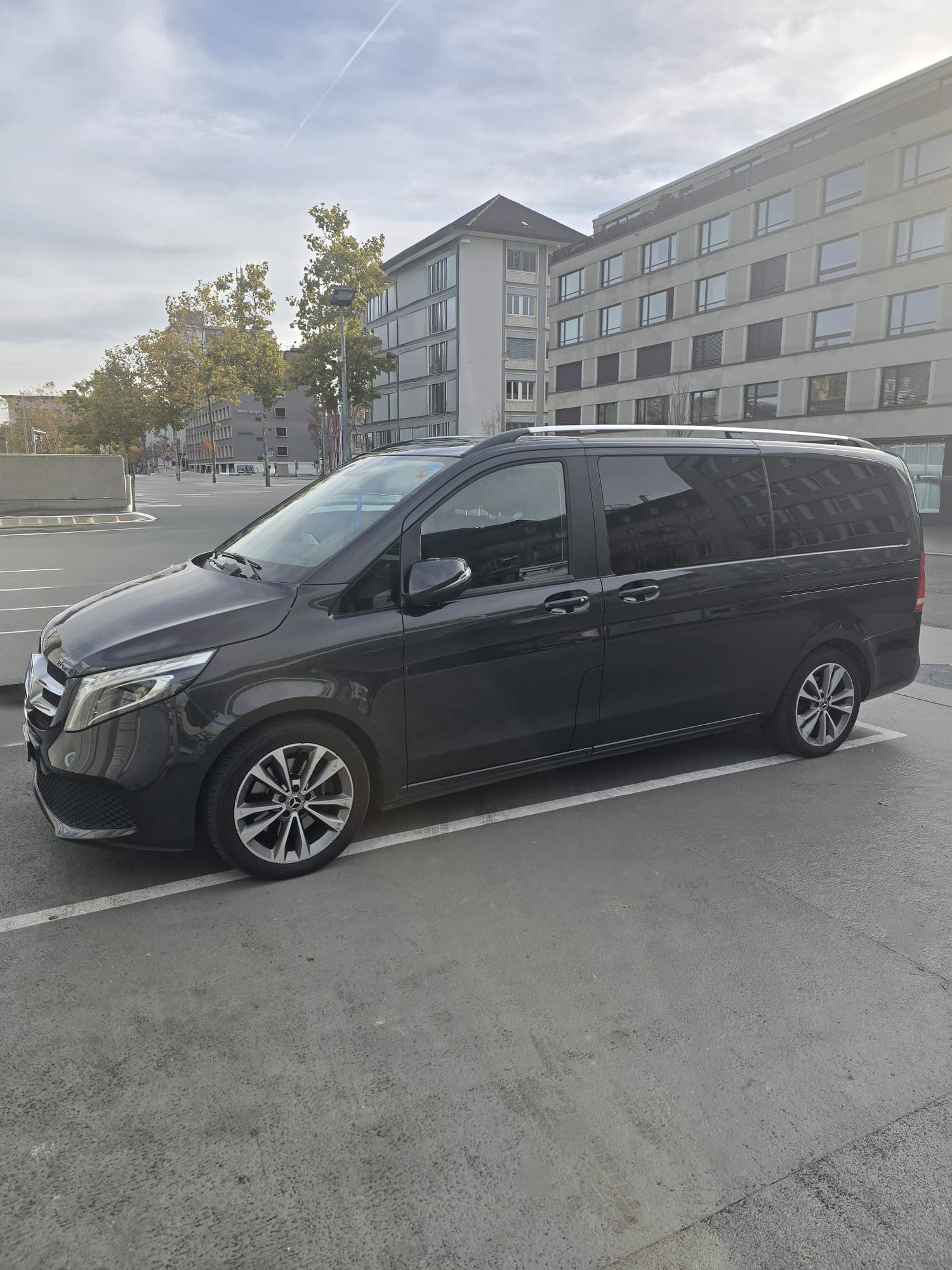 Mercedes-Benz V-Class